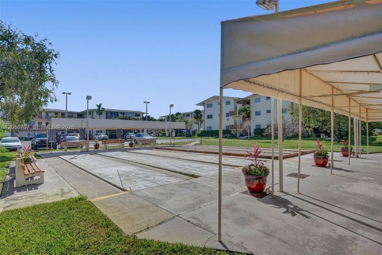 17050 NE 14th Ave , Unit 115, Miami, FL 33162 Photo