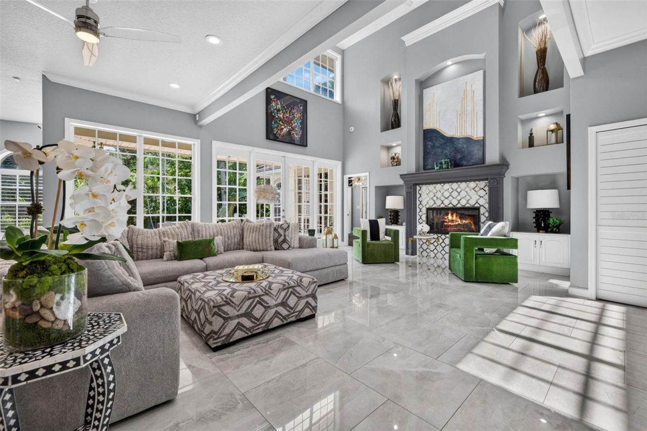 4660 Laurel Oak Lane Ne, Saint Petersburg, FL 33703 Photo