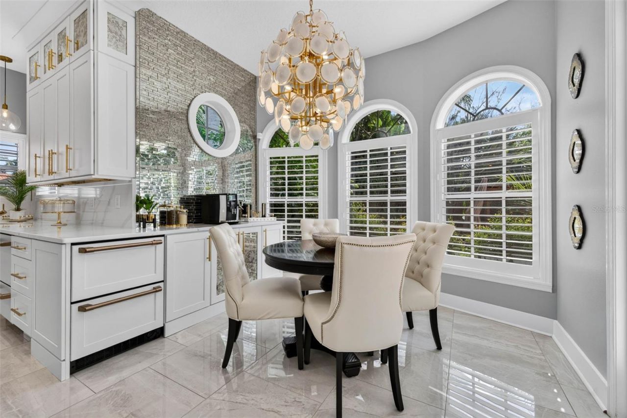 4660 Laurel Oak Lane Ne, Saint Petersburg, FL 33703 Photo