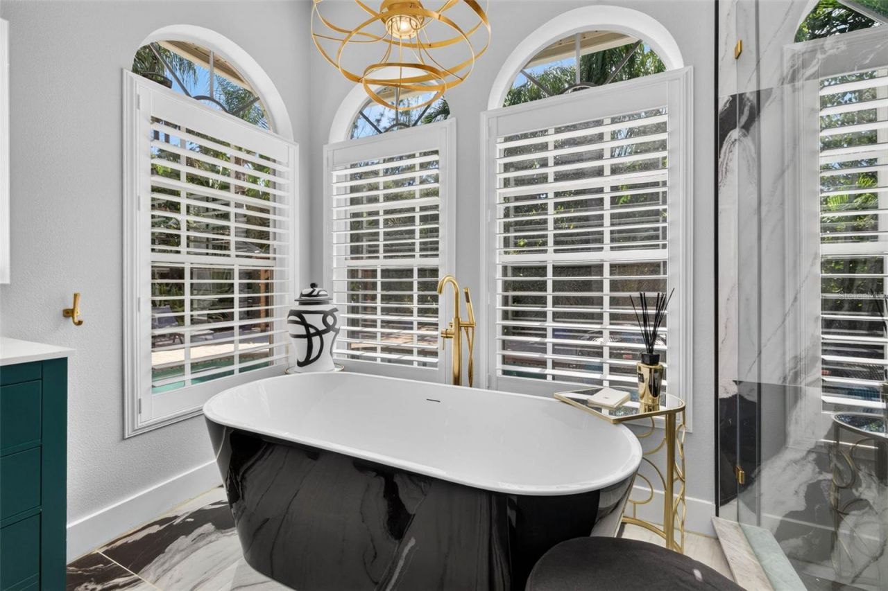 4660 Laurel Oak Lane Ne, Saint Petersburg, FL 33703 Photo