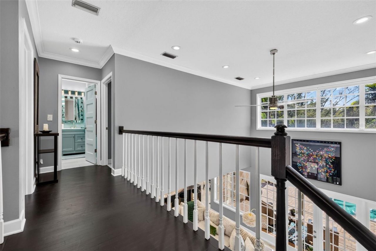 4660 Laurel Oak Lane Ne, Saint Petersburg, FL 33703 Photo