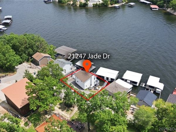 21247 Jade Drive, Rocky Mount, MO 65072