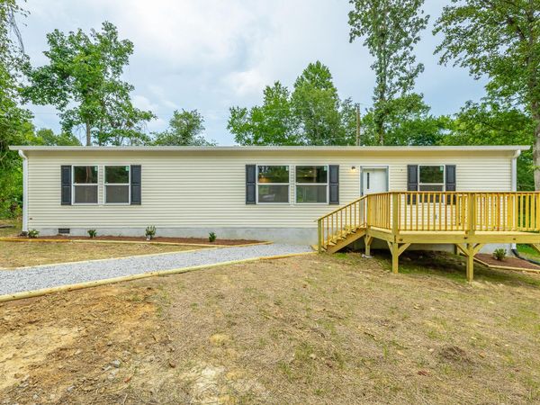 112 Smores Drive, Signal Mountain, TN 37377