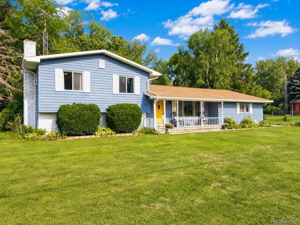 5197 Capri Lane, Mundy Township, Mi 48507