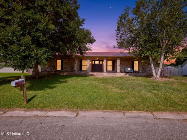 210 Idlewood Drive, Waveland, MS 39576