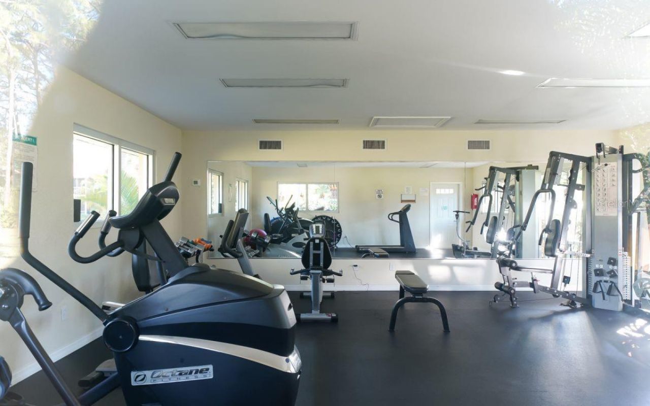 942 La Costa Circle, Unit 9, Sarasota, FL 34237 Photo