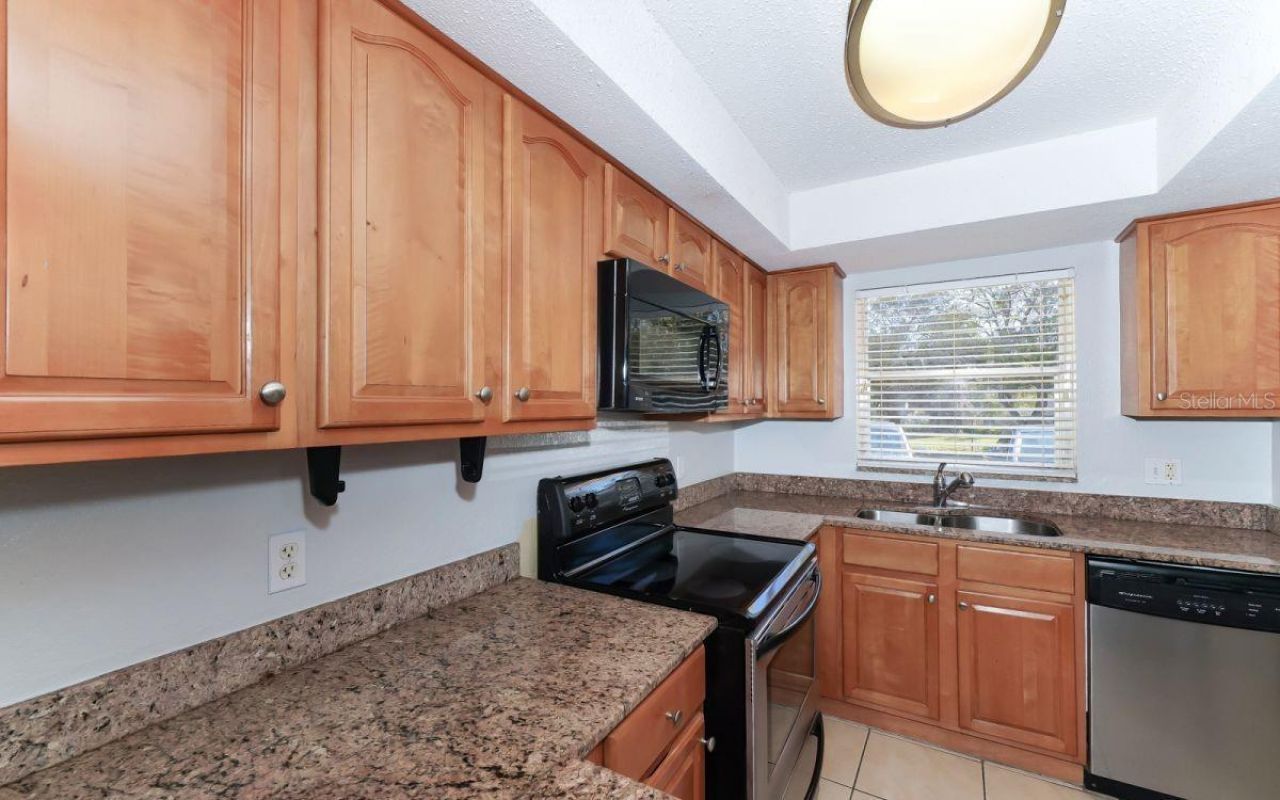 942 La Costa Circle, Unit 9, Sarasota, FL 34237 Photo