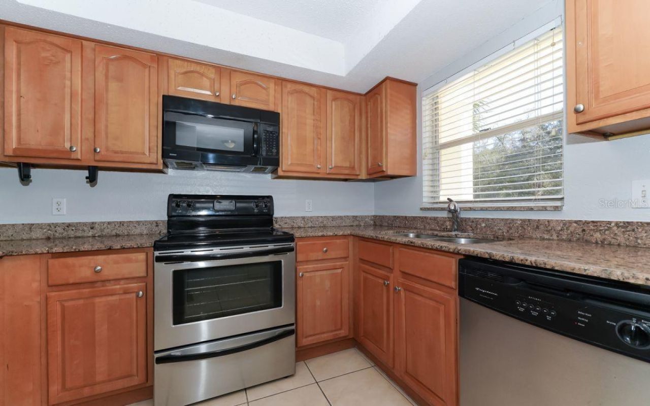 942 La Costa Circle, Unit 9, Sarasota, FL 34237 Photo