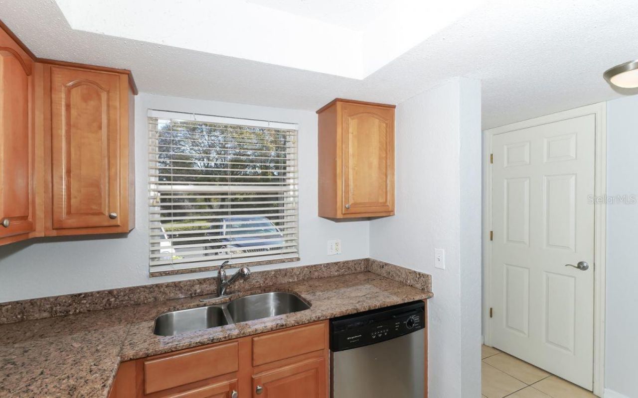 942 La Costa Circle, Unit 9, Sarasota, FL 34237 Photo