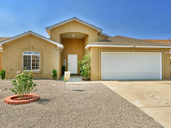 45 Rosa Avenue SW, Los Lunas, NM 87031
