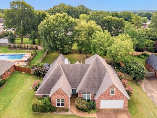 8811 BAZEMORE RD, Cordova, TN 38018