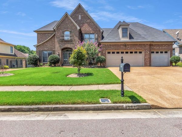 4937 FOX SPRINGS DR, Collierville, TN 38017