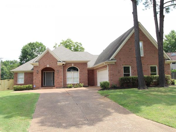 1800 MILL GLEN CV, Memphis, TN 38016