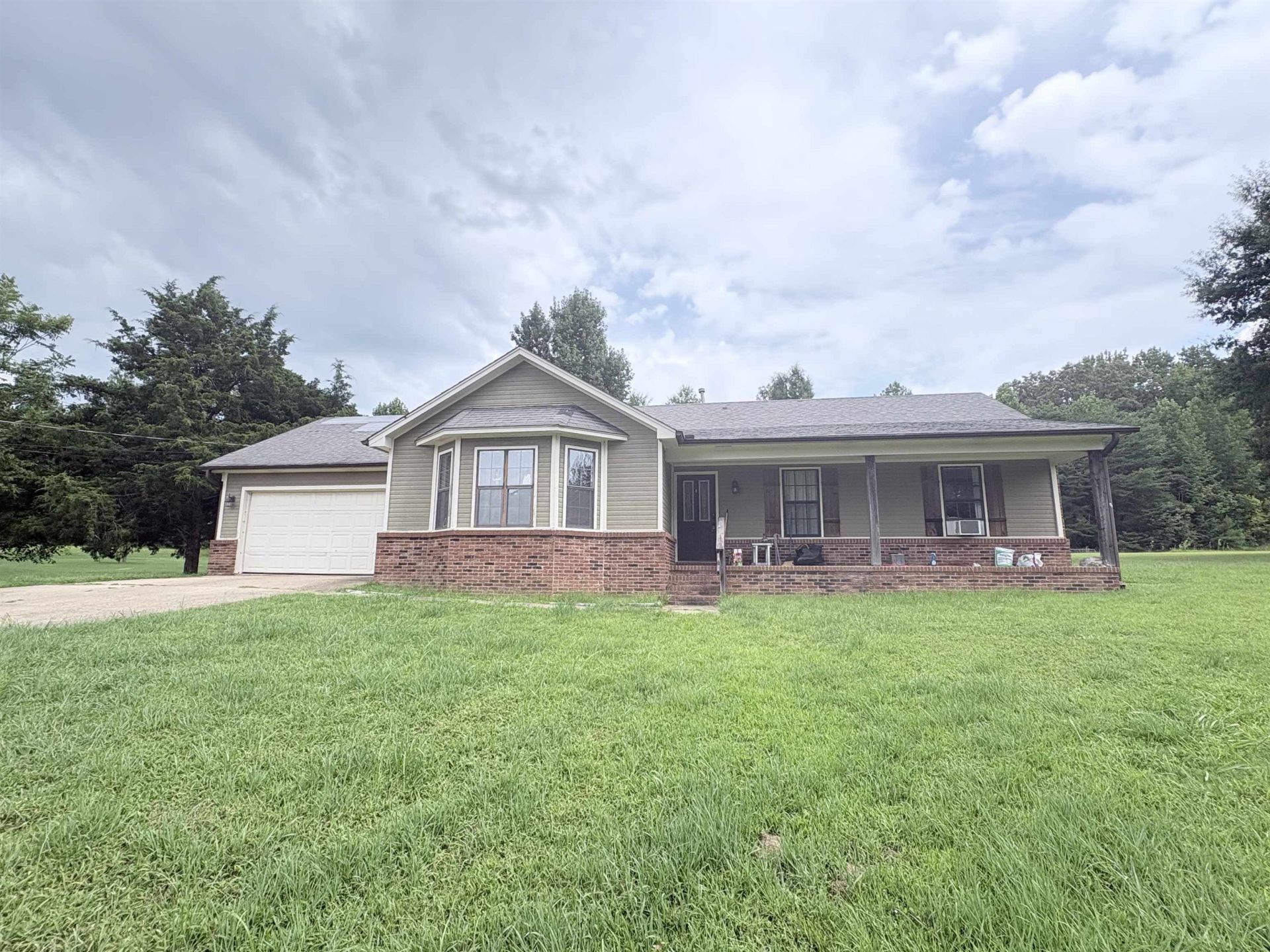 66 Brenda Dr S, Munford, TN 38058 Main Photo