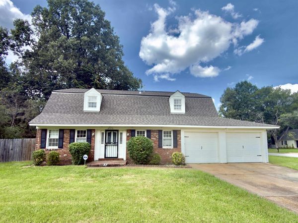2973 EGAN DR, Memphis, TN 38115
