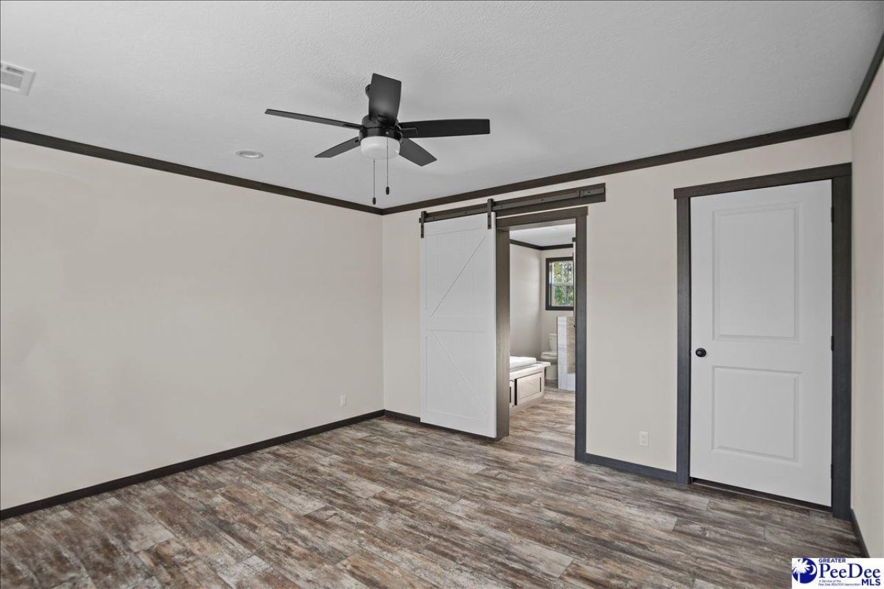 6493 Airport Road Photo 17