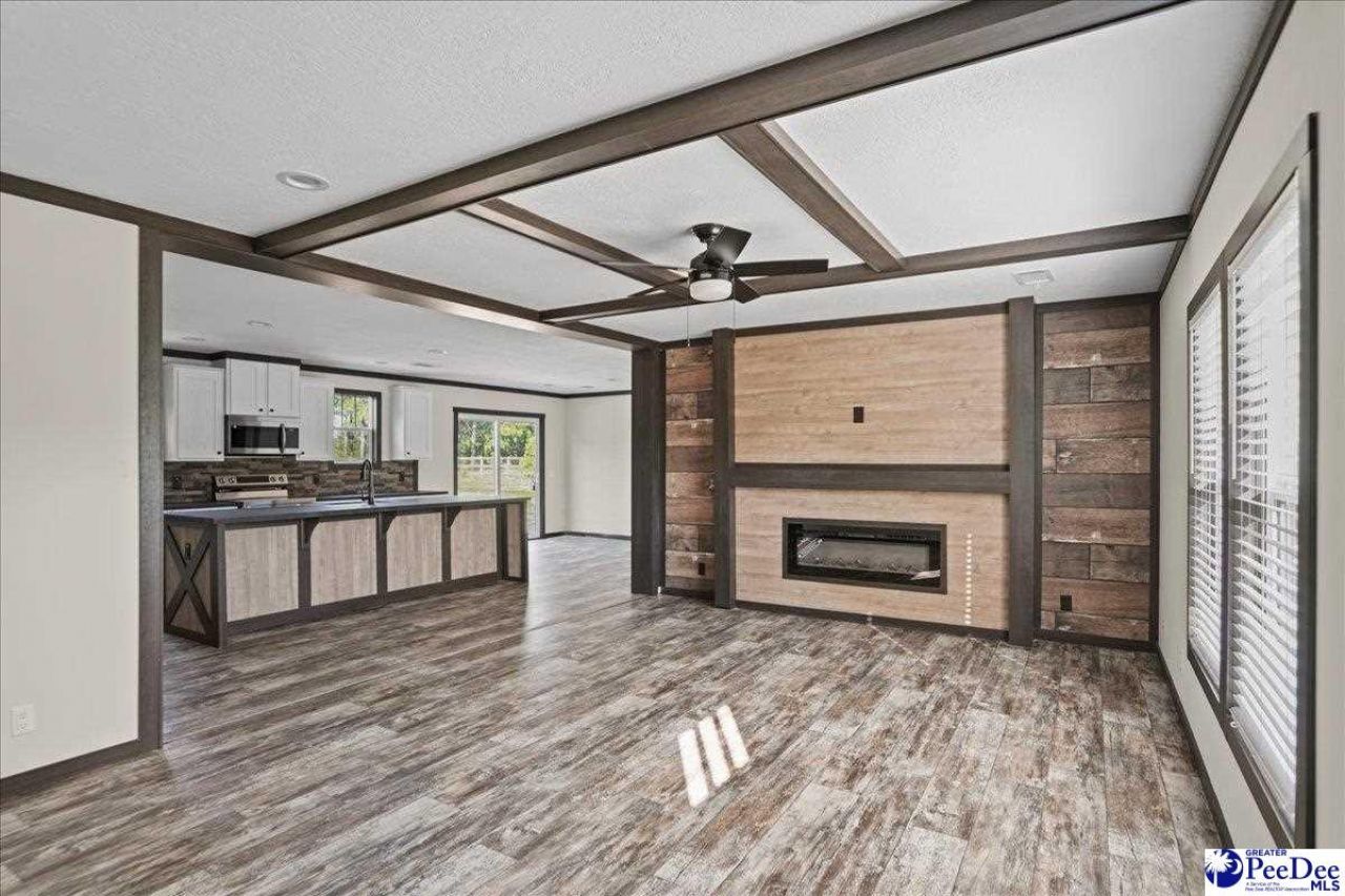 6493 Airport Road Photo 5