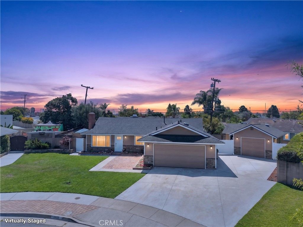 6832 Alexandria, Huntington Beach, CA 92647 Main Photo