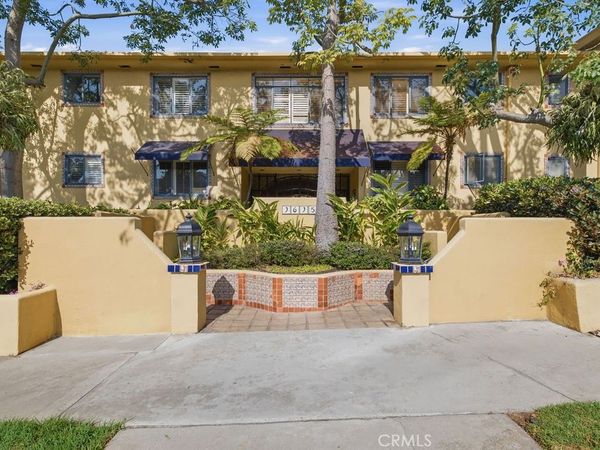 1615 N Laurel Avenue, Unit 214, Hollywood, CA 90046