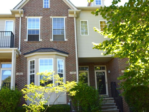 786 Summerfield Drive, Westland, MI 48185