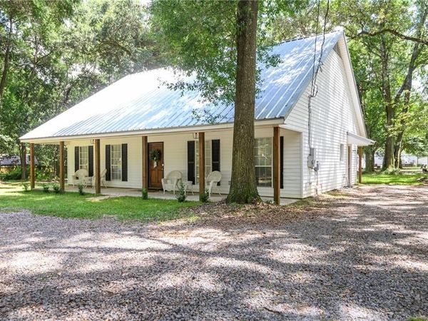 10835 Longview Drive S, Grand Bay, AL 36541