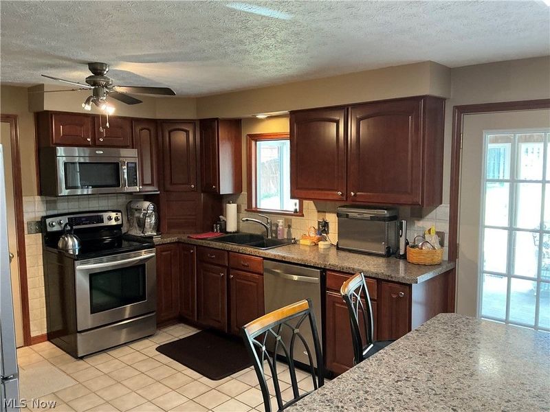 13592 Peppertree Avenue NW, Mogadore, OH 44201 Photo 16
