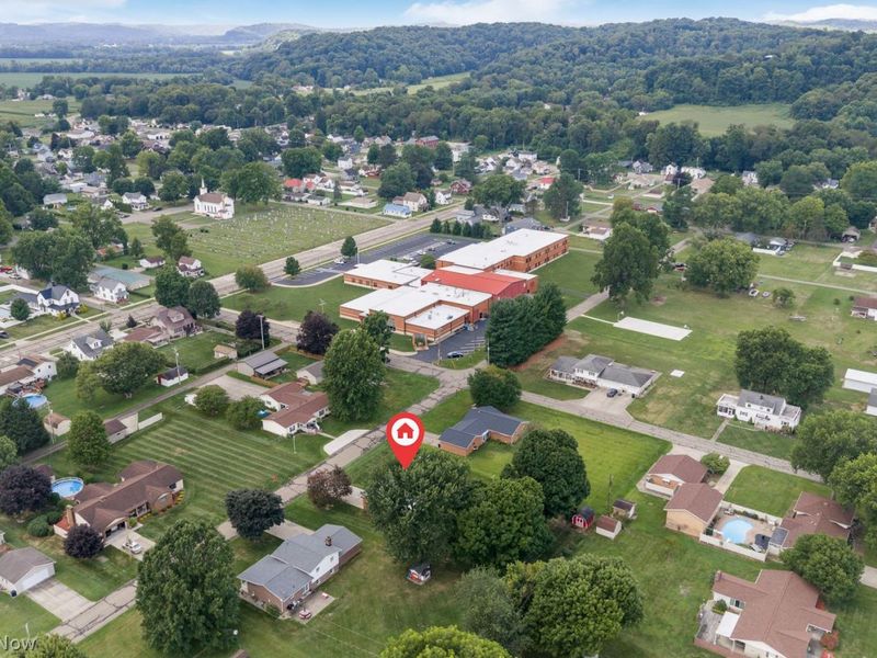 317 Mill Street NW, Tuscarawas, OH 44682 Photo 2