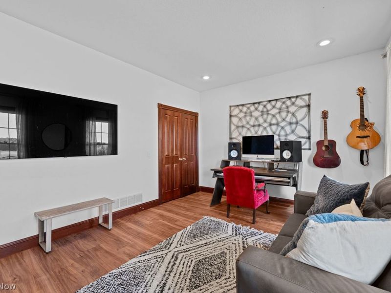 5624 Mapleton Street SE, East Canton, OH 44730 Photo 10