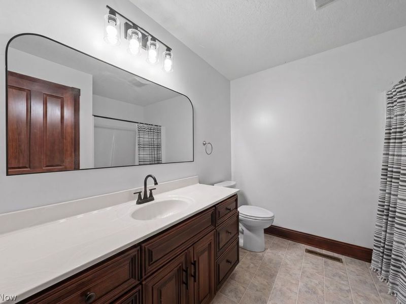 5624 Mapleton Street SE, East Canton, OH 44730 Photo 33
