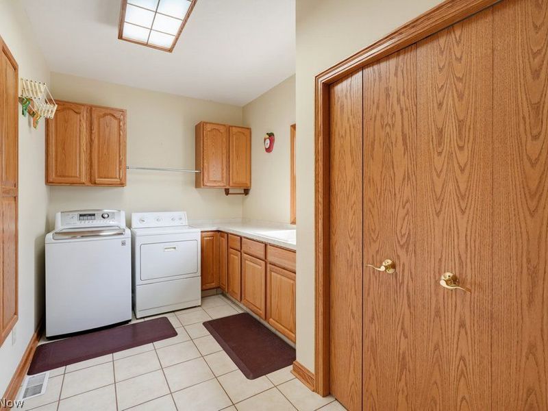 154 Whittlesey Drive, Tallmadge, OH 44278 Photo 33