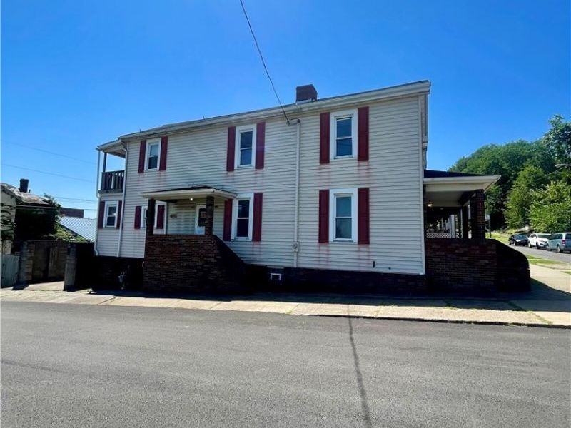 818 N 8th Street , Steubenville, OH 43952 Photo 4