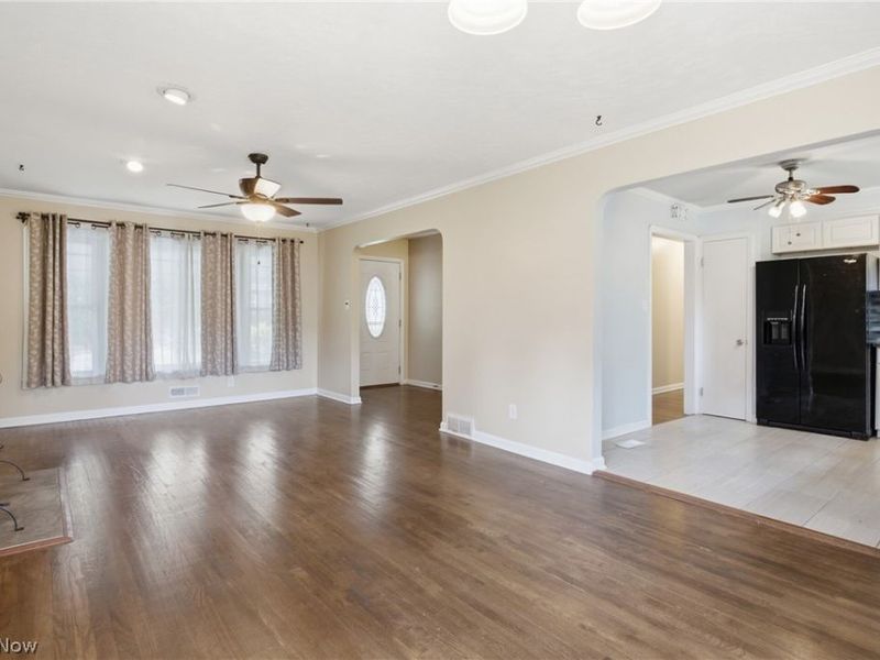 10602 Windham Road , Parma, OH 44130 Photo 14