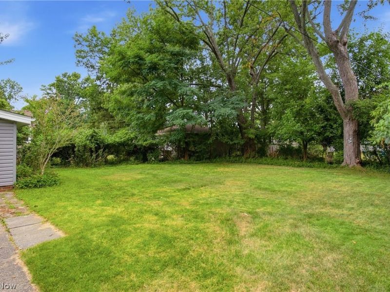 10602 Windham Road , Parma, OH 44130 Photo 42