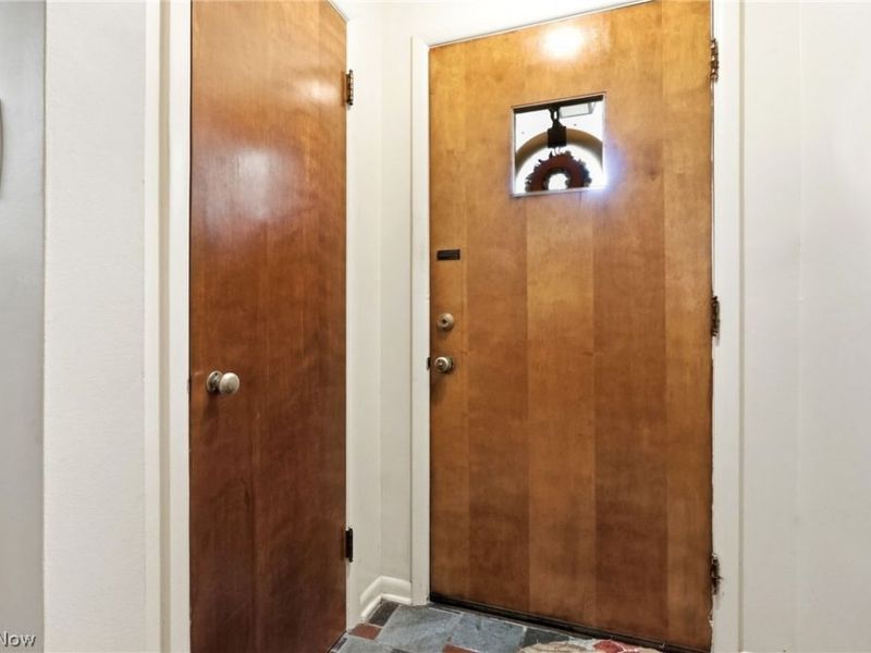 14471 Washington Boulevard, University Heights, OH 44118 Photo 14