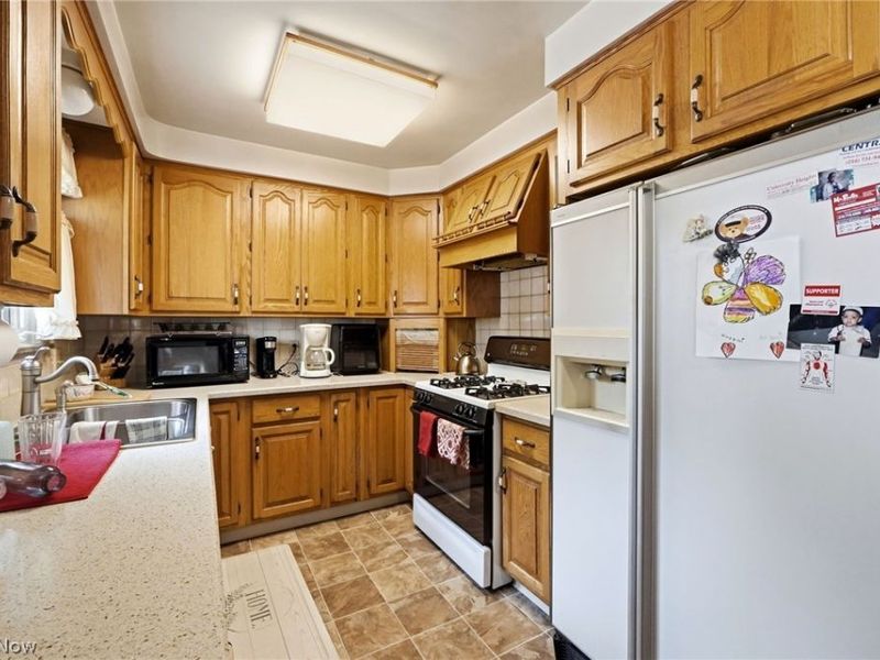 14471 Washington Boulevard, University Heights, OH 44118 Photo 23