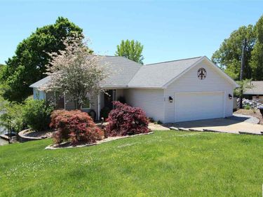 39 Canary Drive, Eddyville, KY 42038