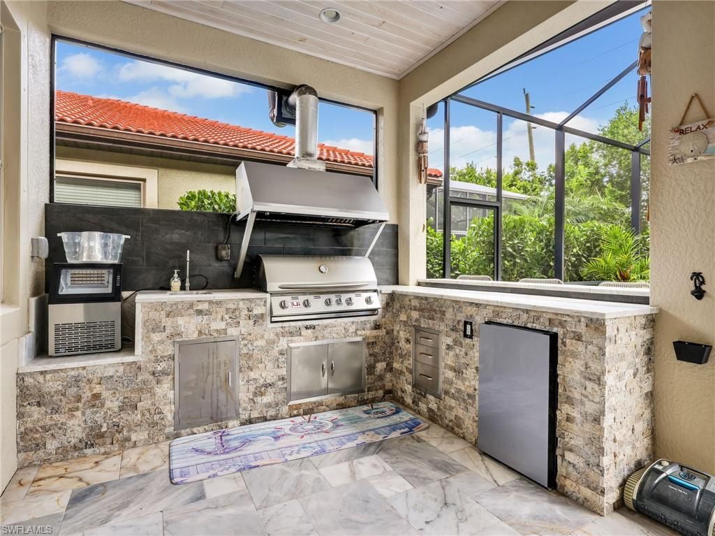 16395 Barclay Ct, Naples, FL 34110 Photo