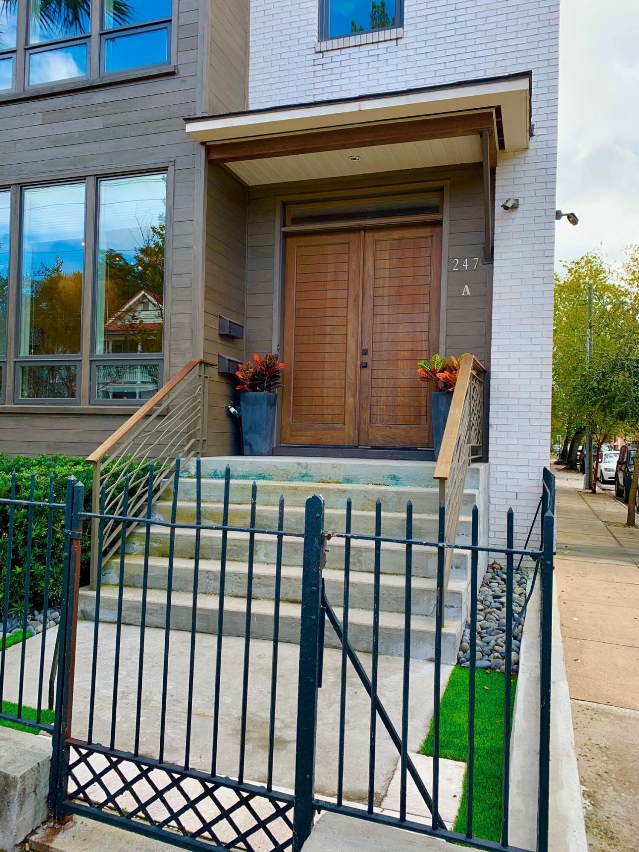 247 Rutledge Avenue  Photo 5