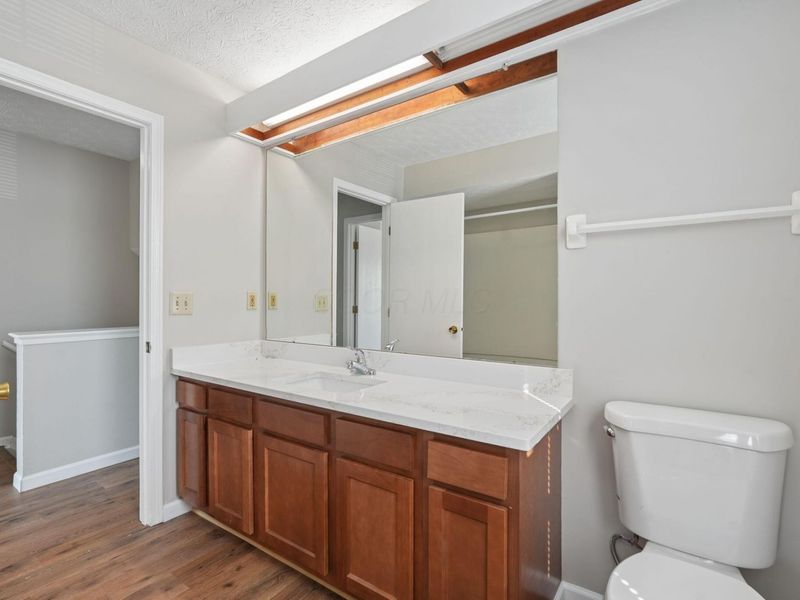 1279 Lane On The , Columbus, OH 43235 Photo 16