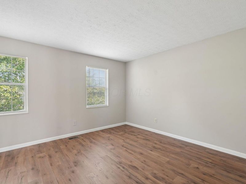 1279 Lane On The , Columbus, OH 43235 Photo 18