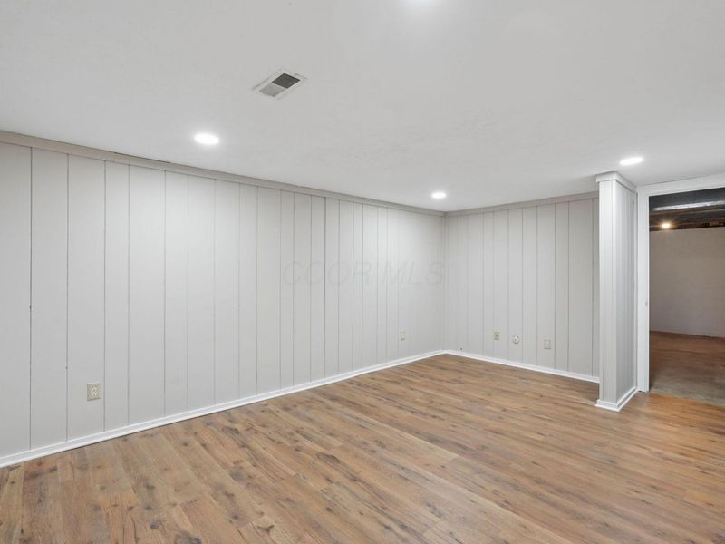 1279 Lane On The , Columbus, OH 43235 Photo 20