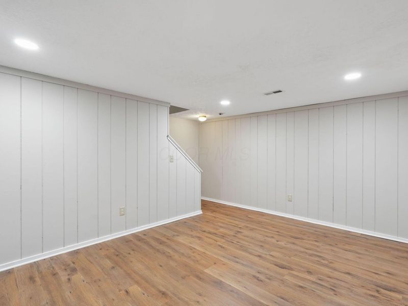 1279 Lane On The , Columbus, OH 43235 Photo 21