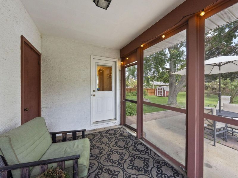 5566 Sandalwood Boulevard , Columbus, OH 43229 Photo 30