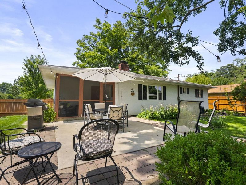 5566 Sandalwood Boulevard , Columbus, OH 43229 Photo 33