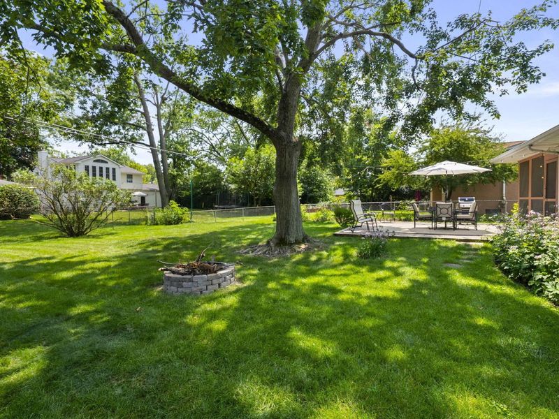 5566 Sandalwood Boulevard , Columbus, OH 43229 Photo 35