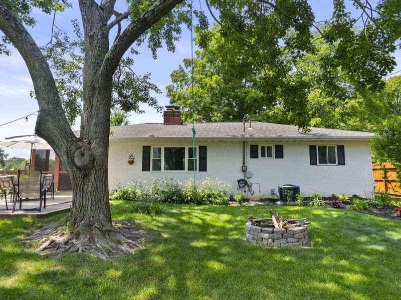 5566 Sandalwood Boulevard , Columbus, OH 43229 Photo 37