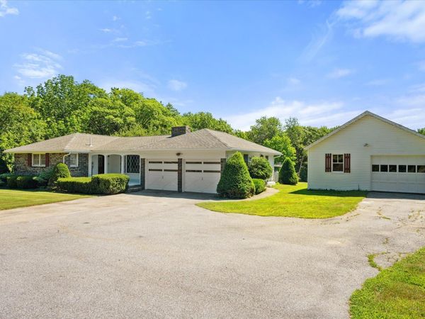 240 W Main Street , Searsport, ME 04974