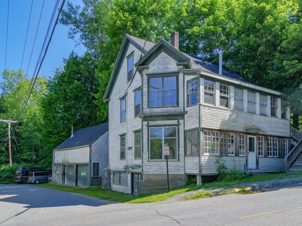 350 Main Street , Warren, ME 04864