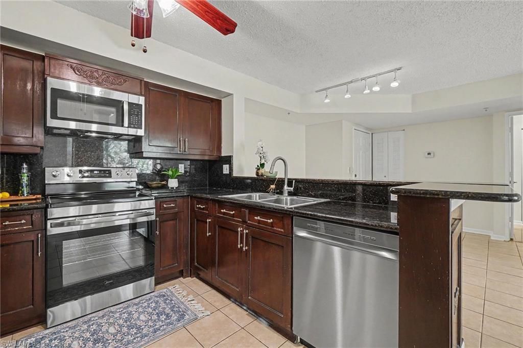 1280 Wildwood Lakes Blvd, Unit 106, Naples, FL 34104 Photo