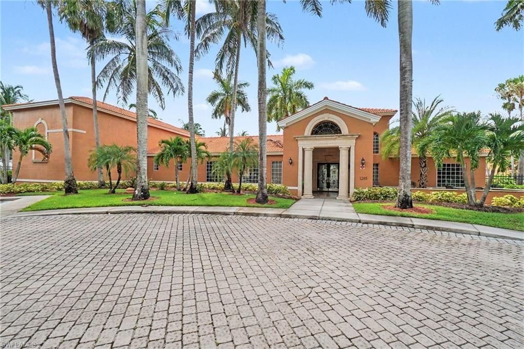 1280 Wildwood Lakes Blvd, Unit 106, Naples, FL 34104 Photo